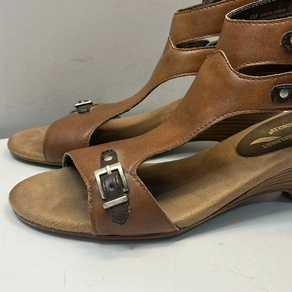 Aerosoles A2 Heelrest Mayflower Wedge Brown Faux Leather Ankle Zip Sandals, 6 - Picture 2 of 11